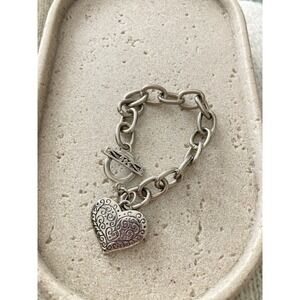 Silver Tone Heart Charm Bracelet Scroll Filigree Toggle Link‎ Romantic Chunky